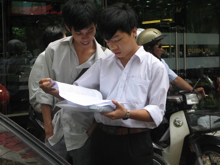 Thay đổi đề thi tốt nghiệp THPT, cả thầy và trò đều “choáng” - Ảnh 1